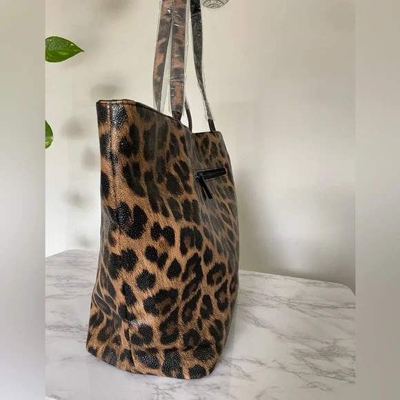 Chico’s Leopard Print Tote - Picture 4 of 10